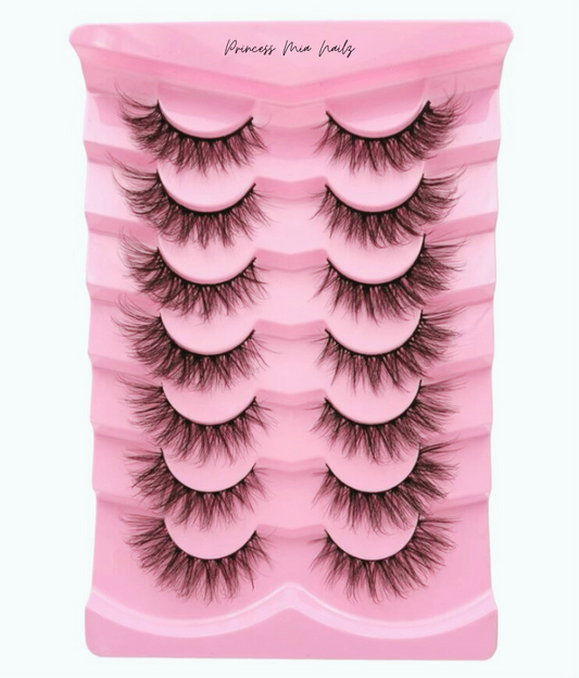 7 Pairs Wispy Natural Look Cat Eye Lashes