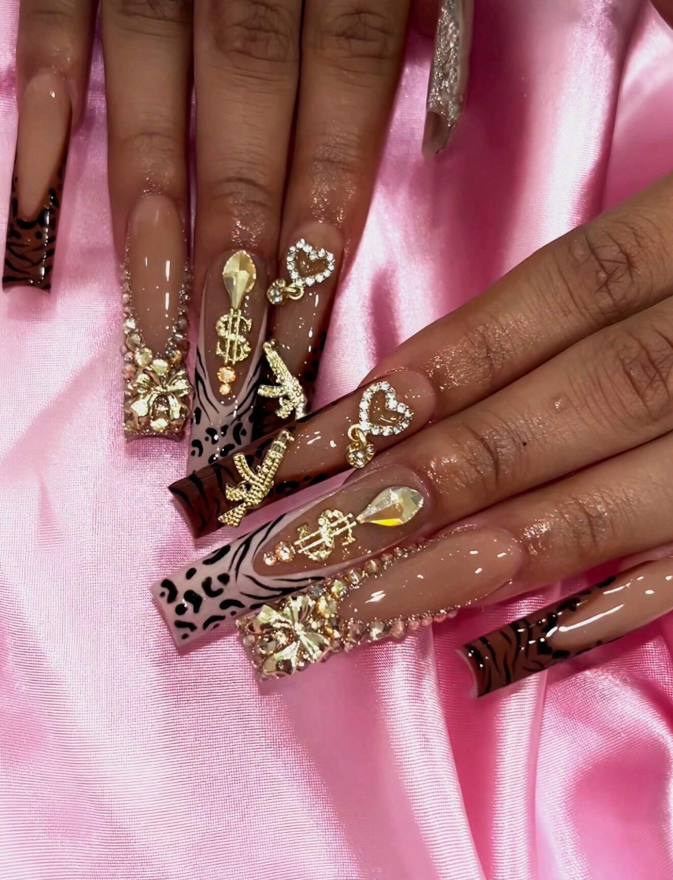 24 Long Press-On Nails With Shiny Gold Rhinestones Heart And Butterfly